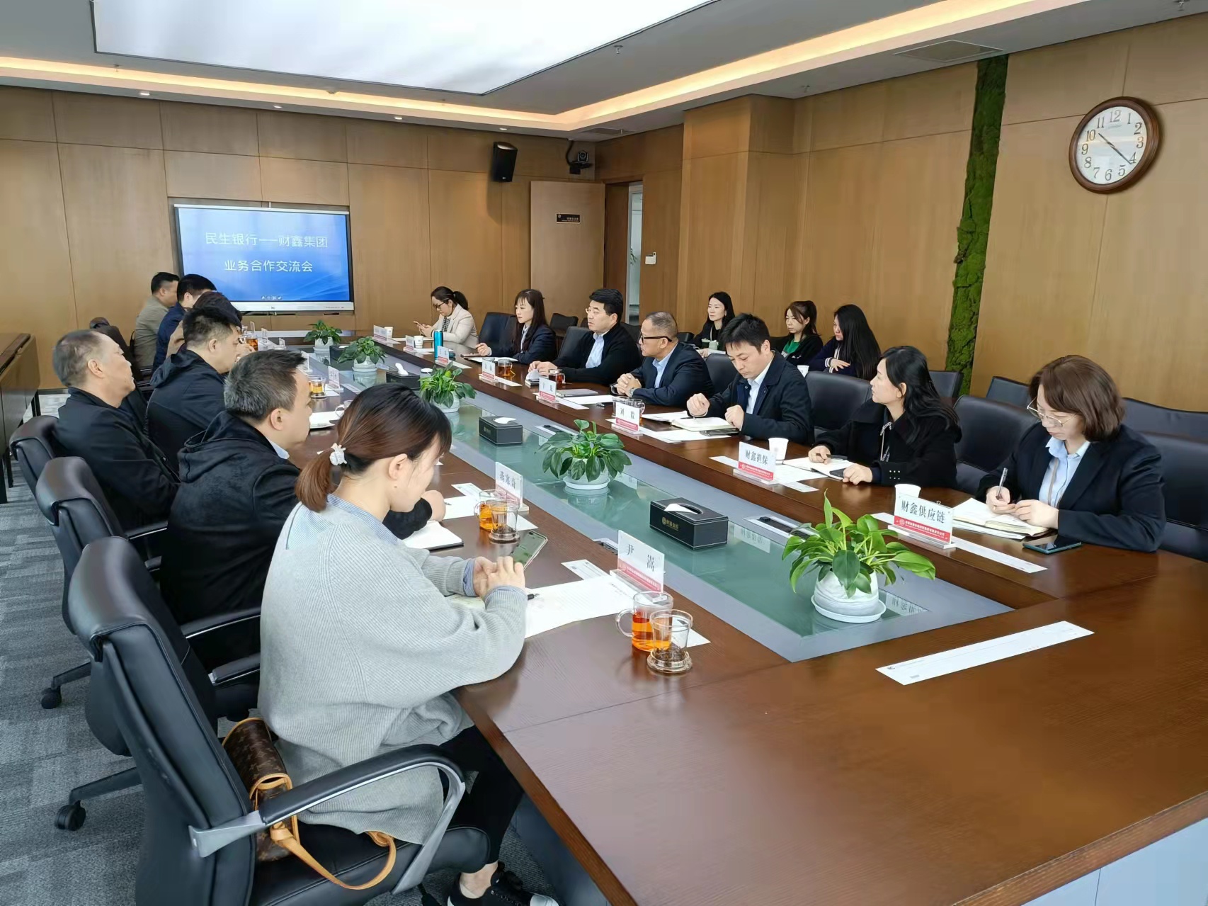 微信图片_20211025102203.jpg 微信图片_20211025102203.jpg