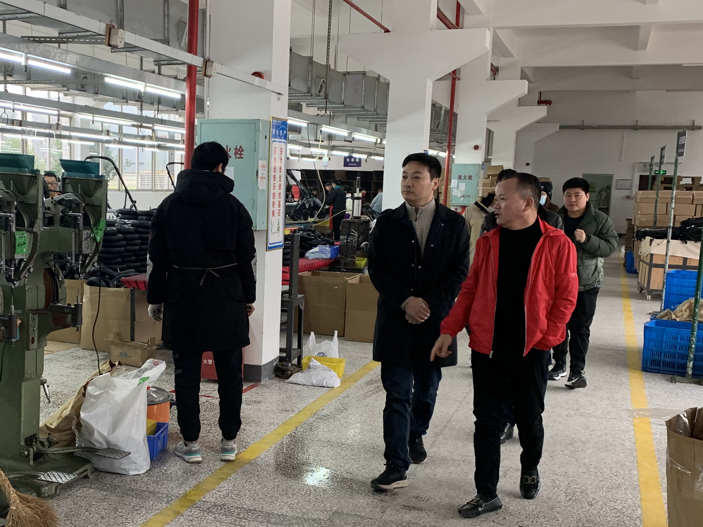 刘总.jpg 刘总.jpg